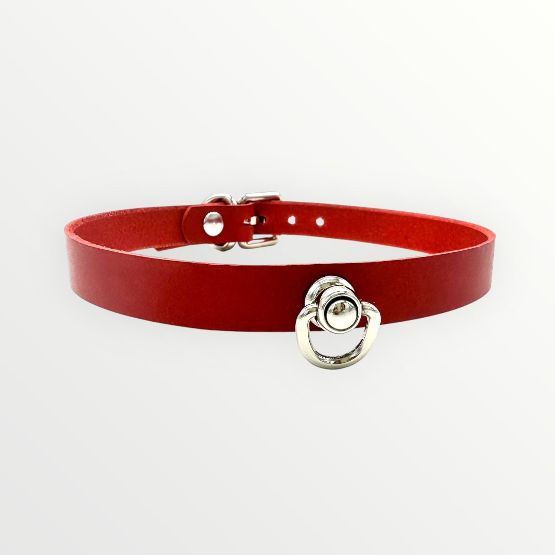Red Middle O-Link Leather Choker