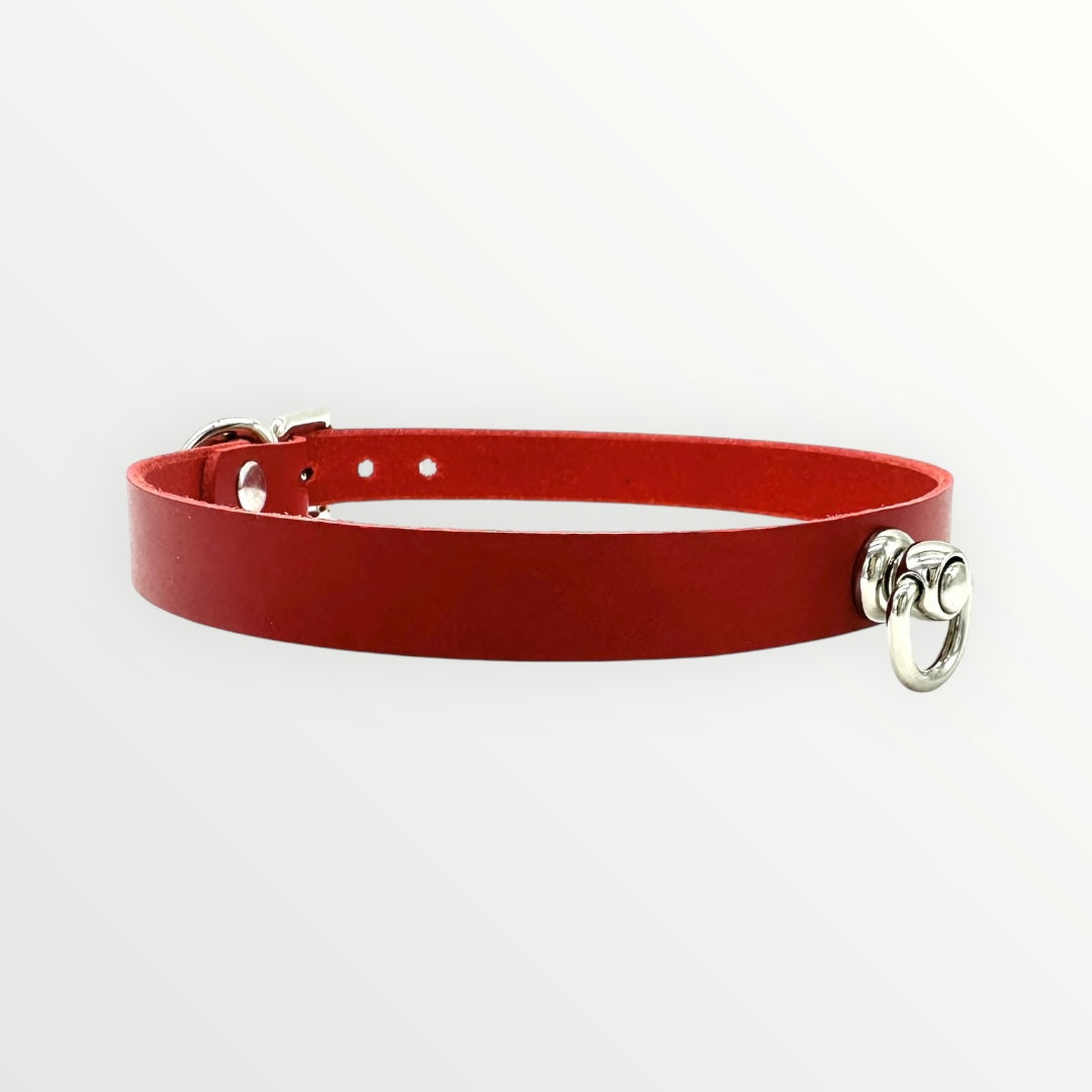 Red Middle O-Link Leather Choker