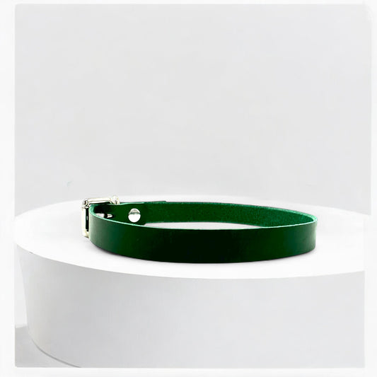 Green Classic Leather Buckle Choker