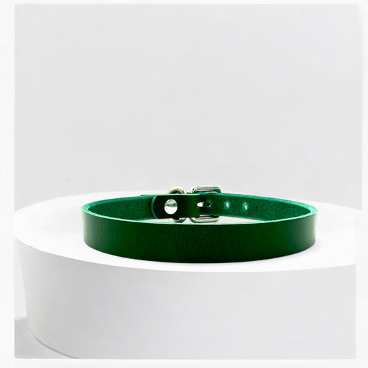 Green Classic Leather Buckle Choker