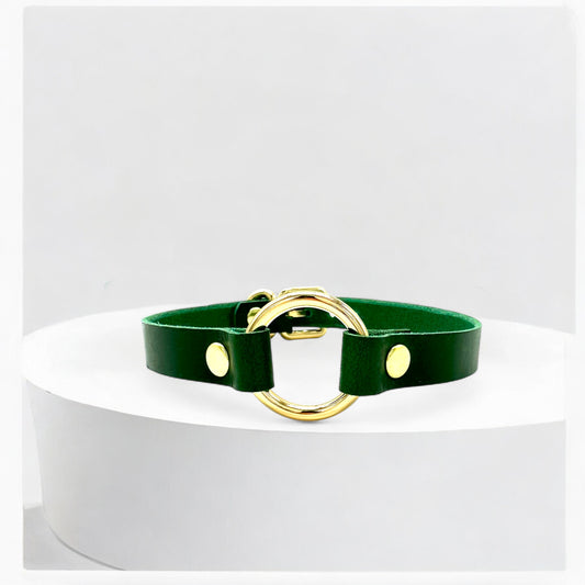 Green Italian Buttero leather O-Ring choker with gold hardware