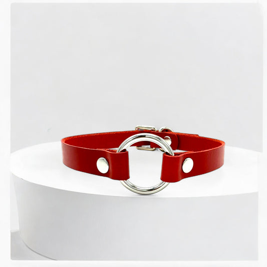 Red Italian Buttero leather O-Ring choker with silver hardware